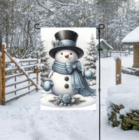 
              This adorable Snowman Garden Flag will be perfect to welcome your Winter guests
            