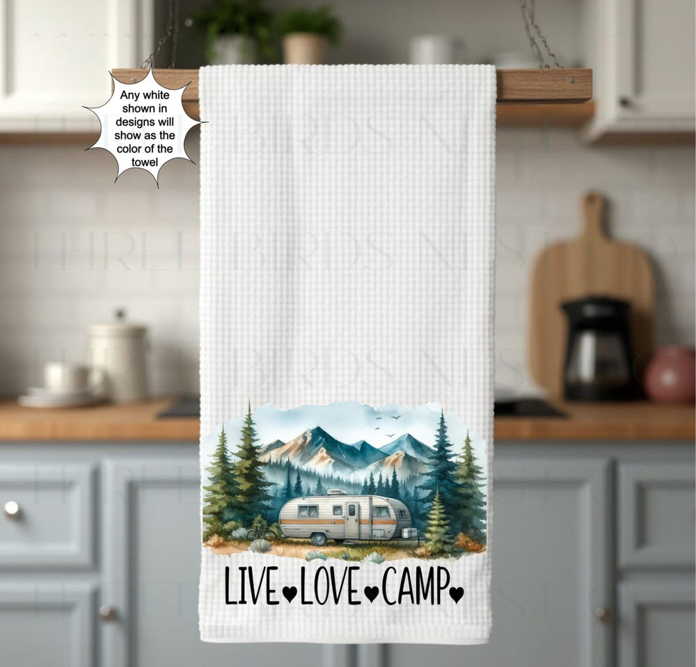 Live Love Camp with a beautiful MountainCamper scene