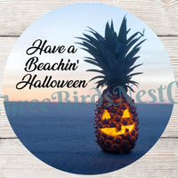 Beachin' Halloween Pineapple Sign