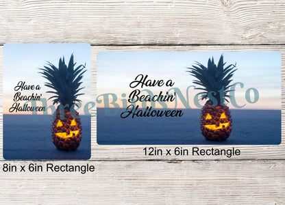 Beachin' Halloween Pineapple Sign